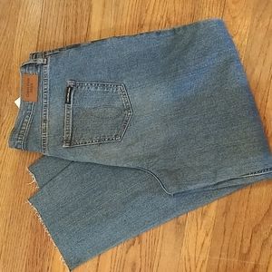 NWT. Calvin Klein jeans mid rise 90's Fit.